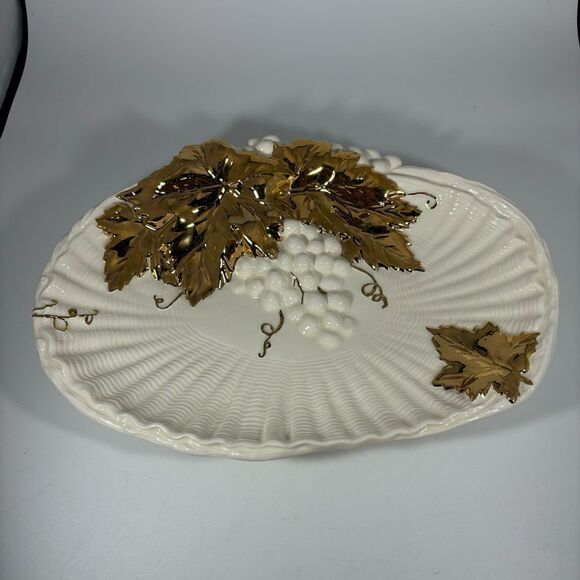 Vintage Arnels Gold Leaf Gilded Grape‎ Leaf Dish - Picture 1 of 5